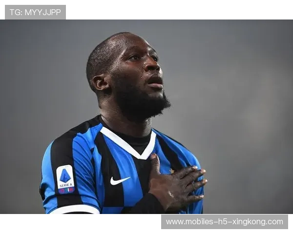 卢卡库近距离推射带来胜利曙光